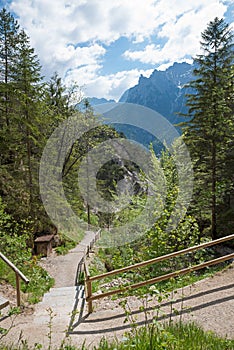 Hiking route Laintal gorge from Mittenwald to Lautersee, bavarian landscape