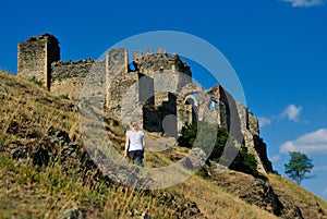 Hiking Soimos Fortress