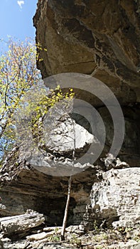 Hiking Trail at Devil`s Den State Park, Arkansas