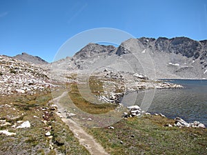 Hiking trail in Kings Canyon National Park