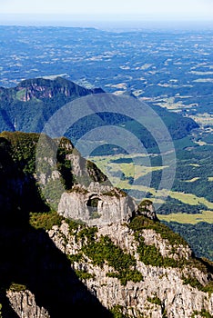 Hill of the Church, stone pierced natural monument, Serra Geral, photo