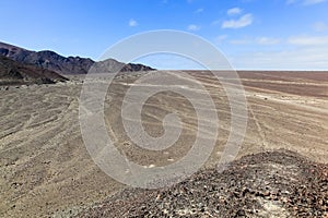 lines of nazca that extend to the horizon