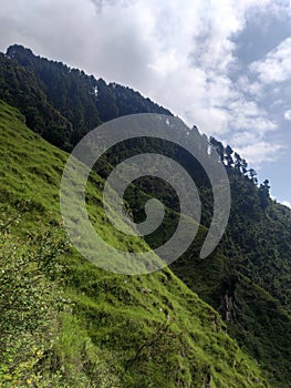 Himachal Pradesh beautifu heel  height in bani plats