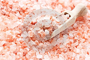 Himalayan pink crystal salt
