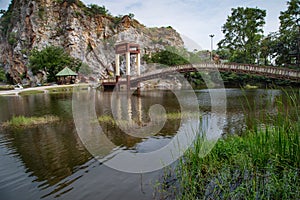 Hin Khao Ngu stone park