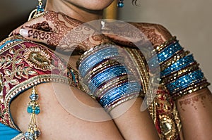 Hindu Brides Jewlery & Henna