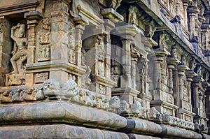 Hindu God Statue in Brihadeeswarar Temple