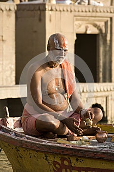 Hindu man in religious contemplation - India