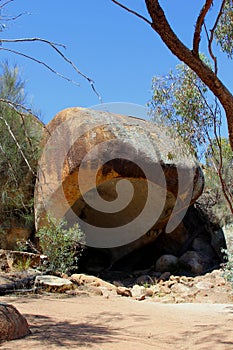 Hippos Yawn in Wave Rock Park, HYden, Western Australia