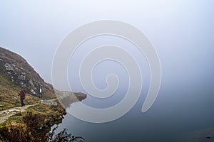 Il suo maestà laghi picchi un la valle da Questo favoloso montagna da Alpi 