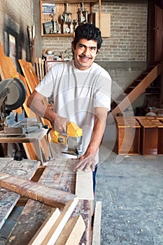 Hispanic carpenter photo