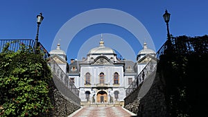 Historická budova Haličského zámku, ubytovanie, Slovensko