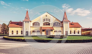 Historická budova národního hřebčína, retro filtr