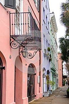 Historic houses in Rainbow Row in Charleston, SC