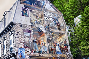 Fresque du Peti Champlain historic mural quebec