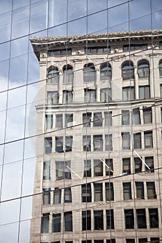 Historical architecture mirroring in modern architecture