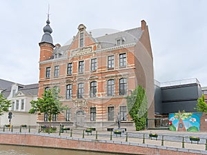 Historical school building, protected monument in Ghent