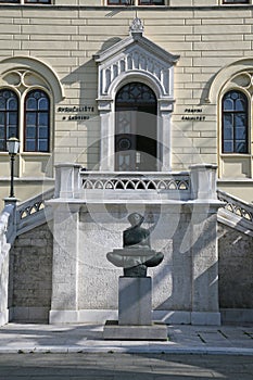 History of the Croats sculpture of a woman in Zagreb