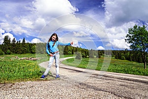 Hitch-hiking by young teenage girl