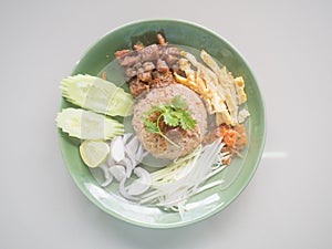 Hkau hkluk kapi famous Thai food menu with serving