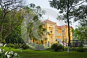 The Ho Chi Minh Palast in Hanoi, Vietnam photo