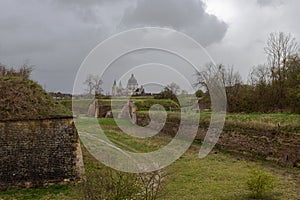 Hoge Fronten high frontspark in Maastricht is an 18th century fortification area with a spectaculair view on the Lambertus Church