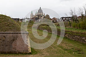 Hoge Fronten high frontspark in Maastricht is an 18th century fortification area with a spectaculair view on the Lambertus Church