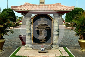Memorial located at the entrance to the Hoi An Martyrs Cemetery