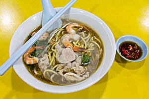 Hokkien Prawn Mee Soup Noodle