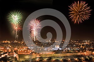 Día festivo fuegos artificiales en Jerusalén 