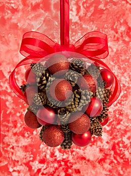 Holiday Hanging Ball with Pine Cones