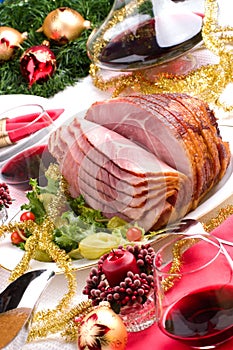 Holliday honey ham