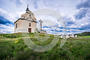 Svätý kríž baroková kaplnka na vrchu Sivá Brada