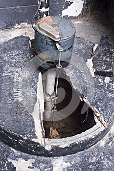 Home Basement Sump Pump, Water Crock Tank Plumbing