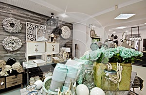 Home decorations shop interior photo