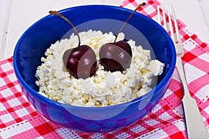 Home Dietary Fat Cottage Cheese Beaded Curd with Cherries