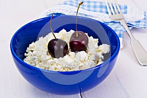 Home Dietary Fat Cottage Cheese Beaded Curd with Cherries