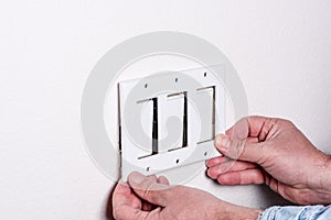 Home light switch faceplate removal