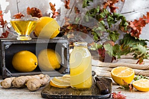 Home remedy for colds from lemon, honey and ginger