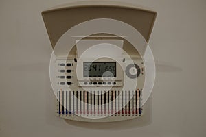 Home thermostat