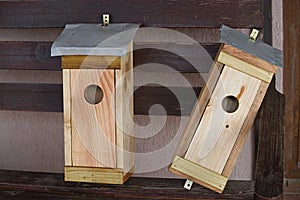 Home wooden breeding booths for birds