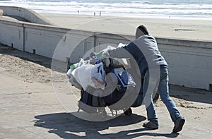 Sin hogar sobre el Playa 