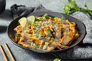 Homemade Asian Chicken Pad Thai