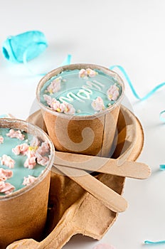 homemade cake  to go in disposable coffee cups, new confectionery trend