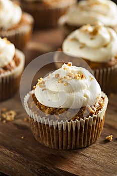 Homemade Carrot Cupcakes with Cream Cheese Frosting