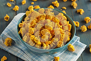 Homemade Cheddar Cheese Popcorn