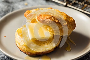 Homemade Flakey Buttermilk Biscuits