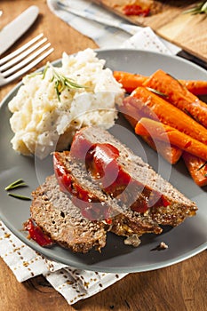 Homemade Ground Beef Meatloaf