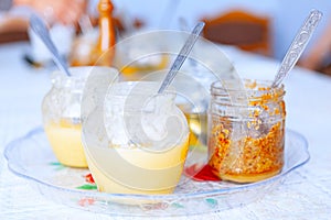Homemade lemon curd with honey