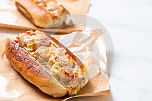 homemade lobster roll